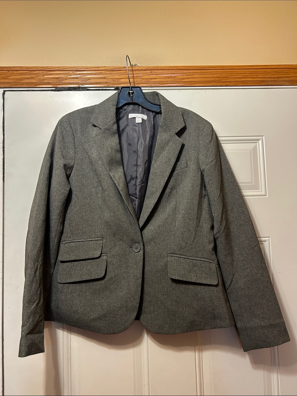 Classic Women's Gray Tailored Blazer 8